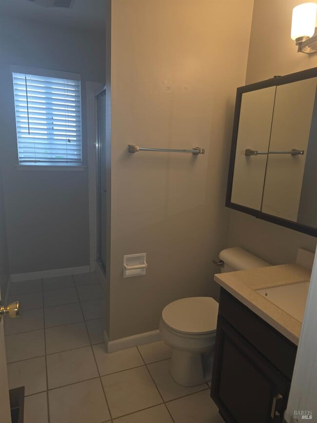 Building Photo - 3013 Devita Dr