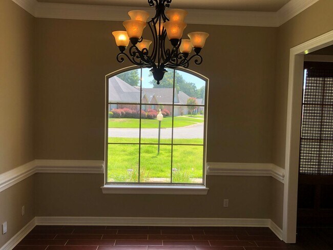 Building Photo - 472 Grand Oaks Dr