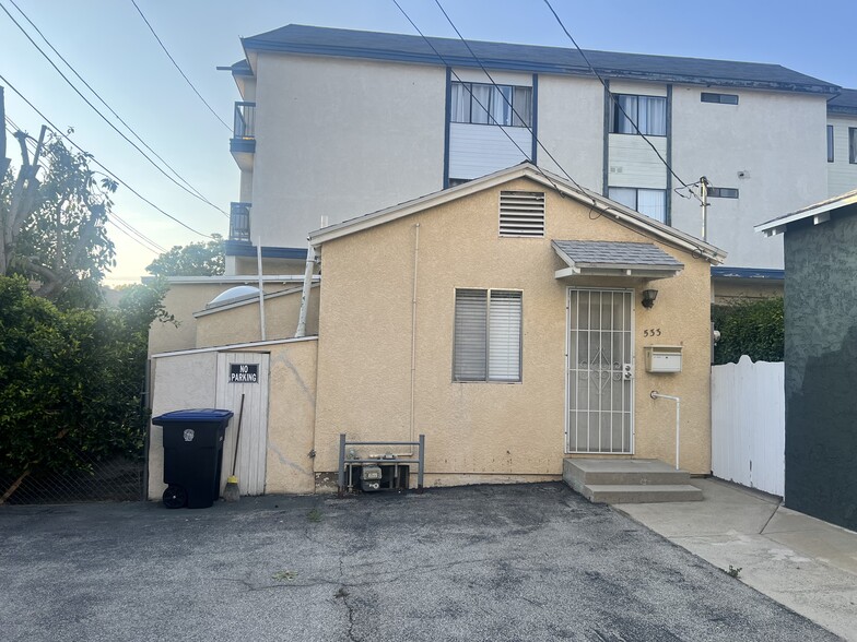 Front of house - 533 N 6th st