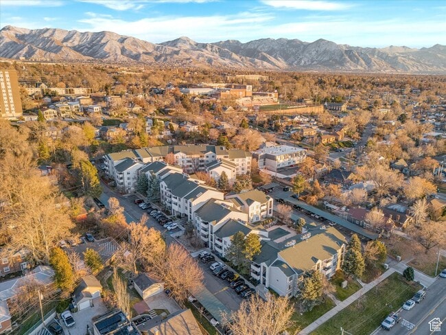 Building Photo - Downtown Salt Lake City Condo Now Available.