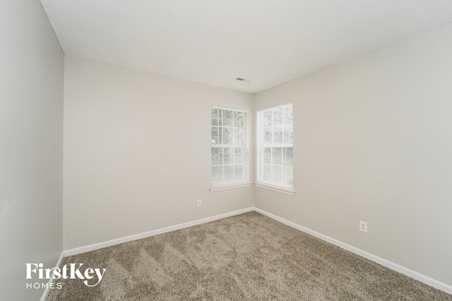 Building Photo - 10513 Brawley Ln