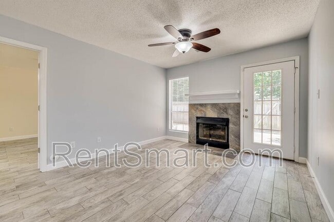 Building Photo - 4760 Brookwood Dr