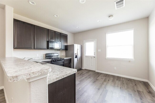 Building Photo - 3007 Orchid Ranch Dr