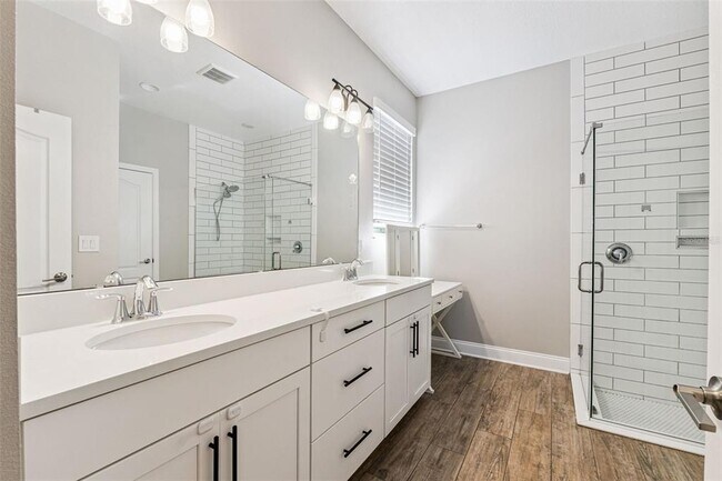 Building Photo - 13314 Serene Valley Dr