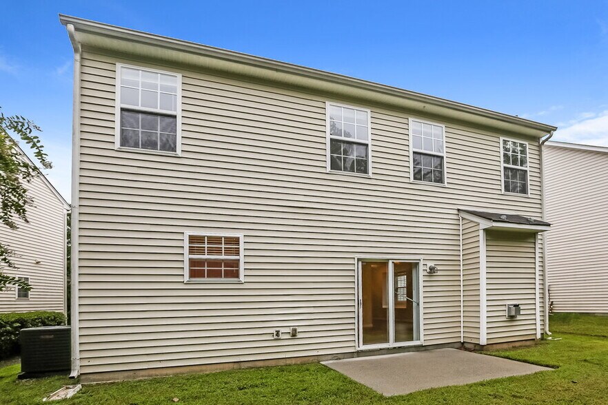 Building Photo - 4720 Abercromby St