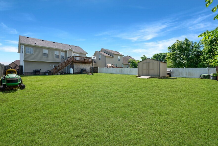 Building Photo - 1213 Chinook Cir
