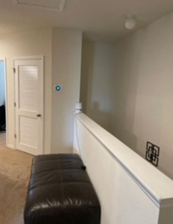 Building Photo - 9745 Hound Chase Dr