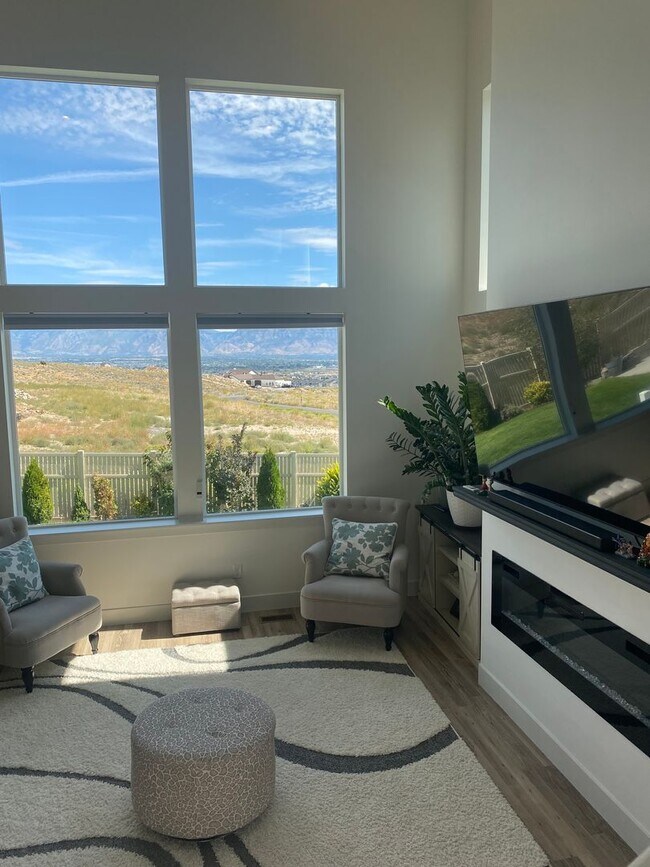 Building Photo - Lovely Home For Rent In Saratoga Springs, UT