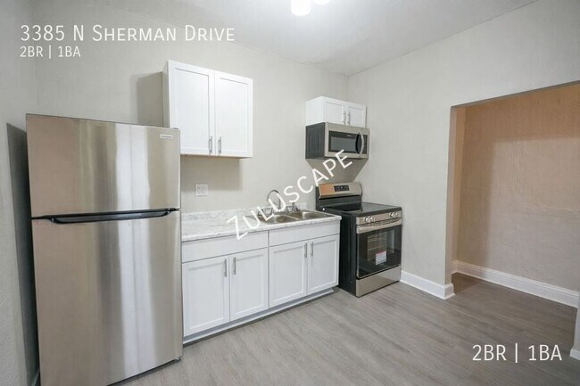 Building Photo - 3385 N Sherman Dr