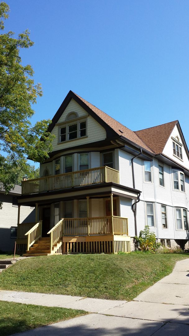 Building Photo - 2614 N Prospect Ave