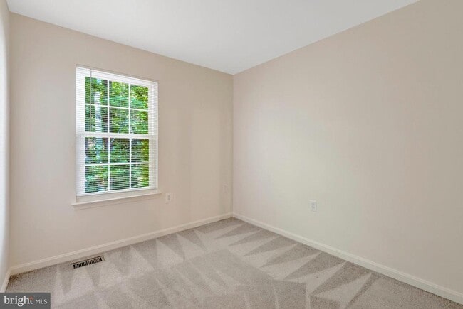 Building Photo - 15350 Inlet Pl