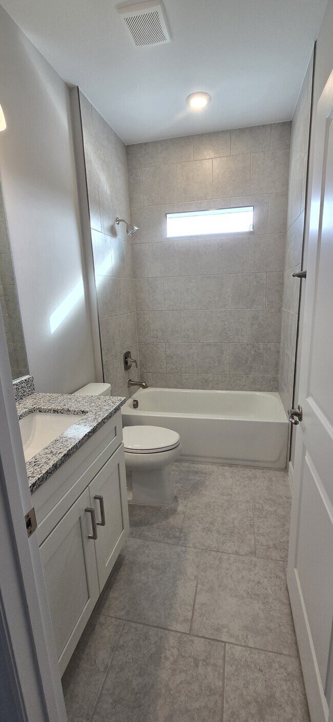 Building Photo - 203 Wright Dr