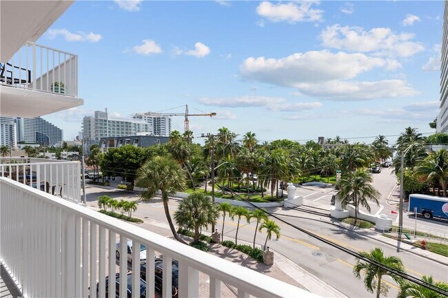 Building Photo - 95 N Birch Rd