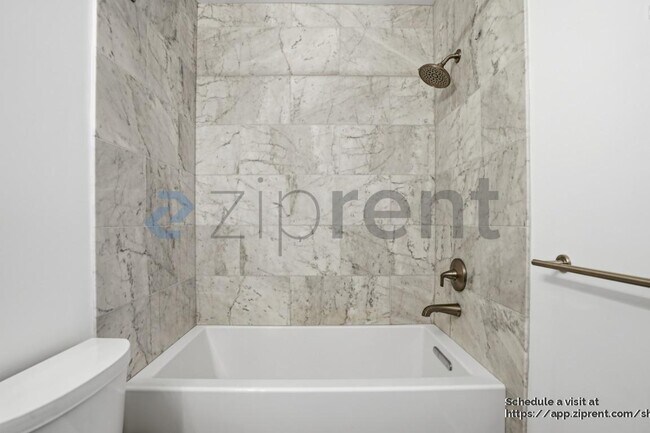 Building Photo - 1200 Opal St