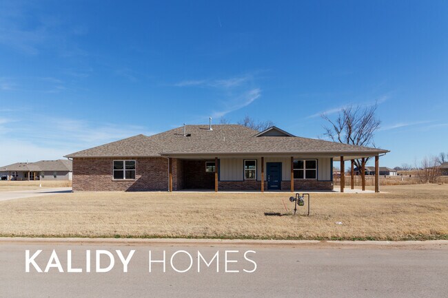 Building Photo - 306 Kirks Holw
