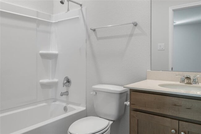 Building Photo - 241 Leeland Dr