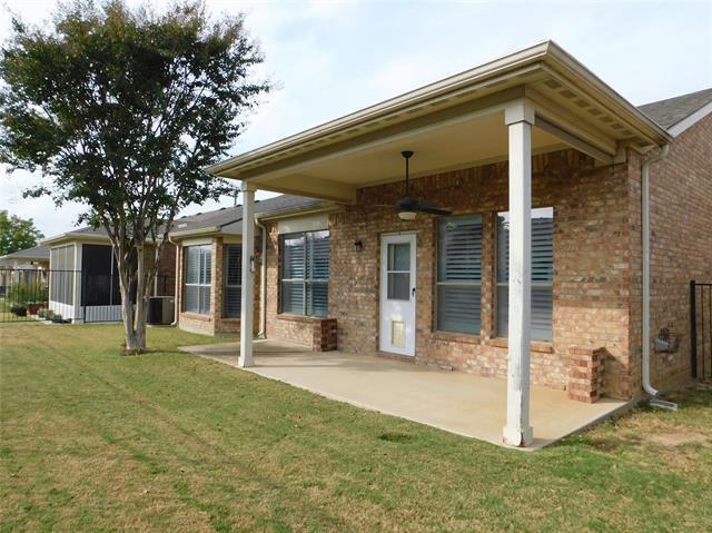 Building Photo - 3904 Stone Oak Blvd