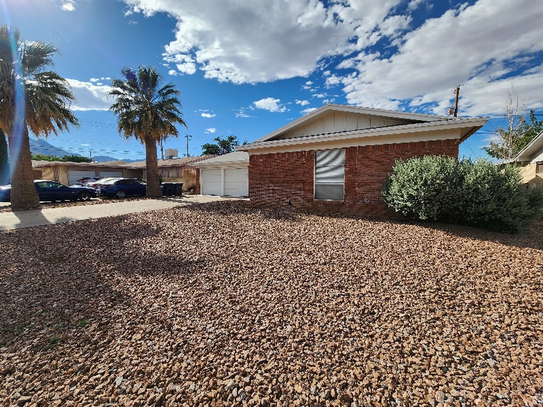 Building Photo - 5109 Bastille Ave