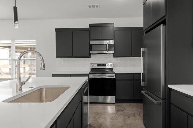 Building Photo - 3008 Alpha Wolf Ct