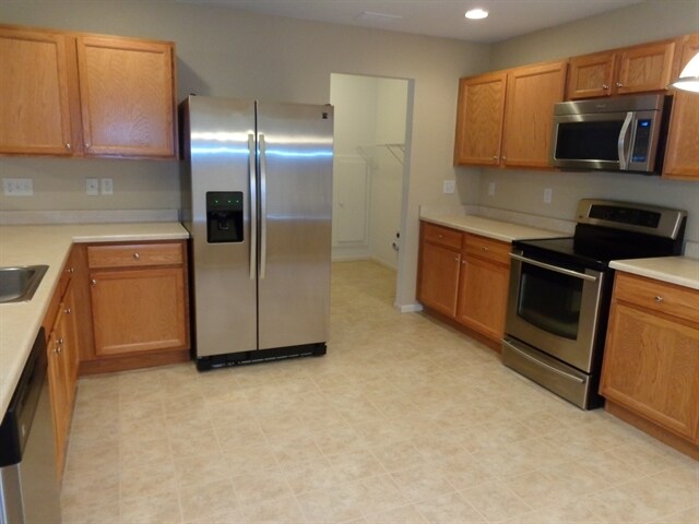 Building Photo - 2089 Quartz St