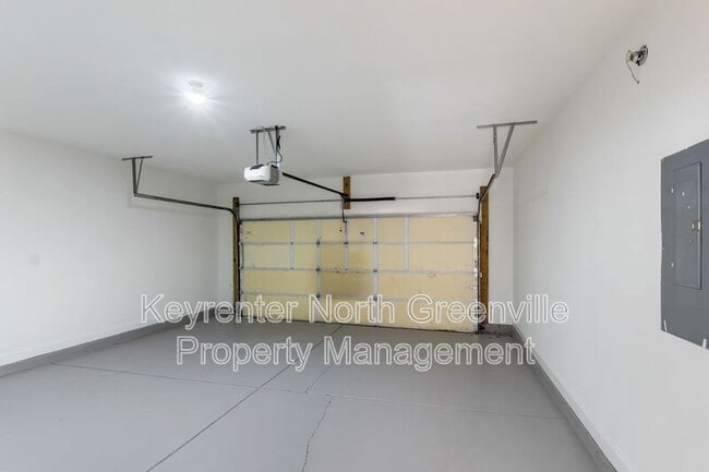 Building Photo - 124 Scottish Ave