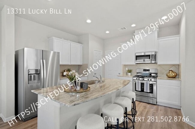 Building Photo - 13311 Lucky Bill Ln