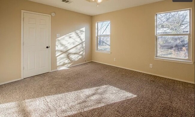 Building Photo - AVAILABLE MID AUGUST; APPLY TODAY ON OUR WEBSITE!!!