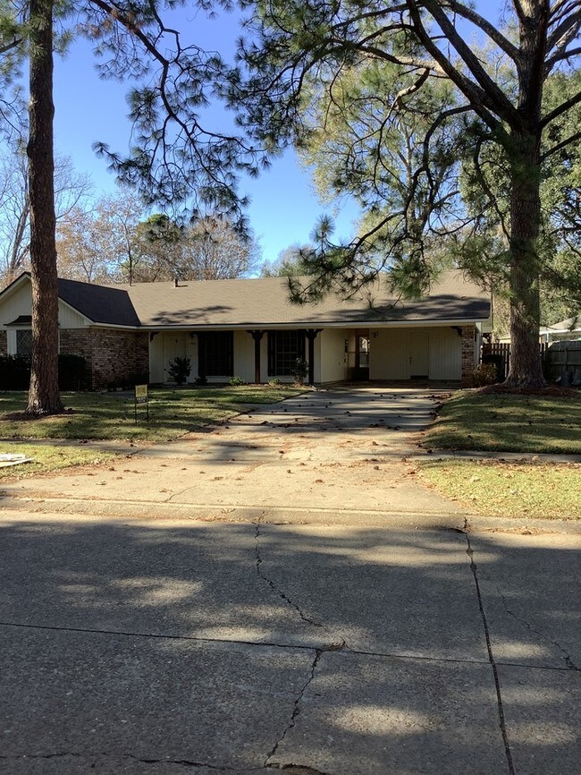 ***BROADMOOR TERRACE**** 5906 St Shreveport LA 71105