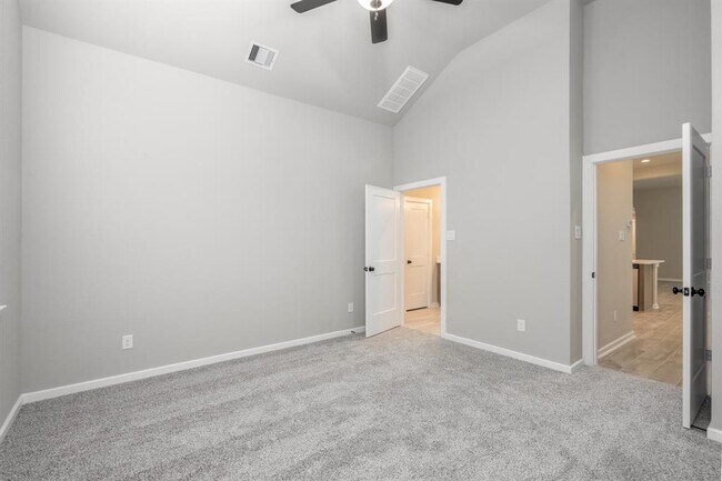 Building Photo - 529 Longleaf Pine Dr