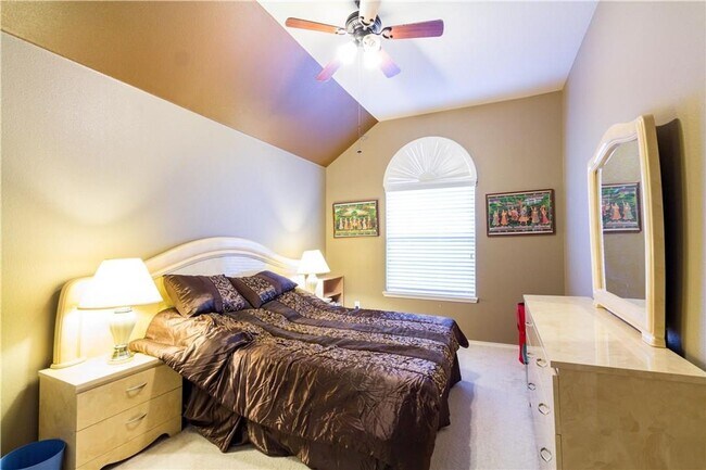 Building Photo - Beautiful Frisco ISD (FISD) home in a Five...
