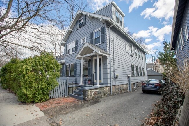 Building Photo - 88 Brush Hill Rd