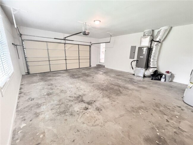 Building Photo - 1552 Blackwell Rd