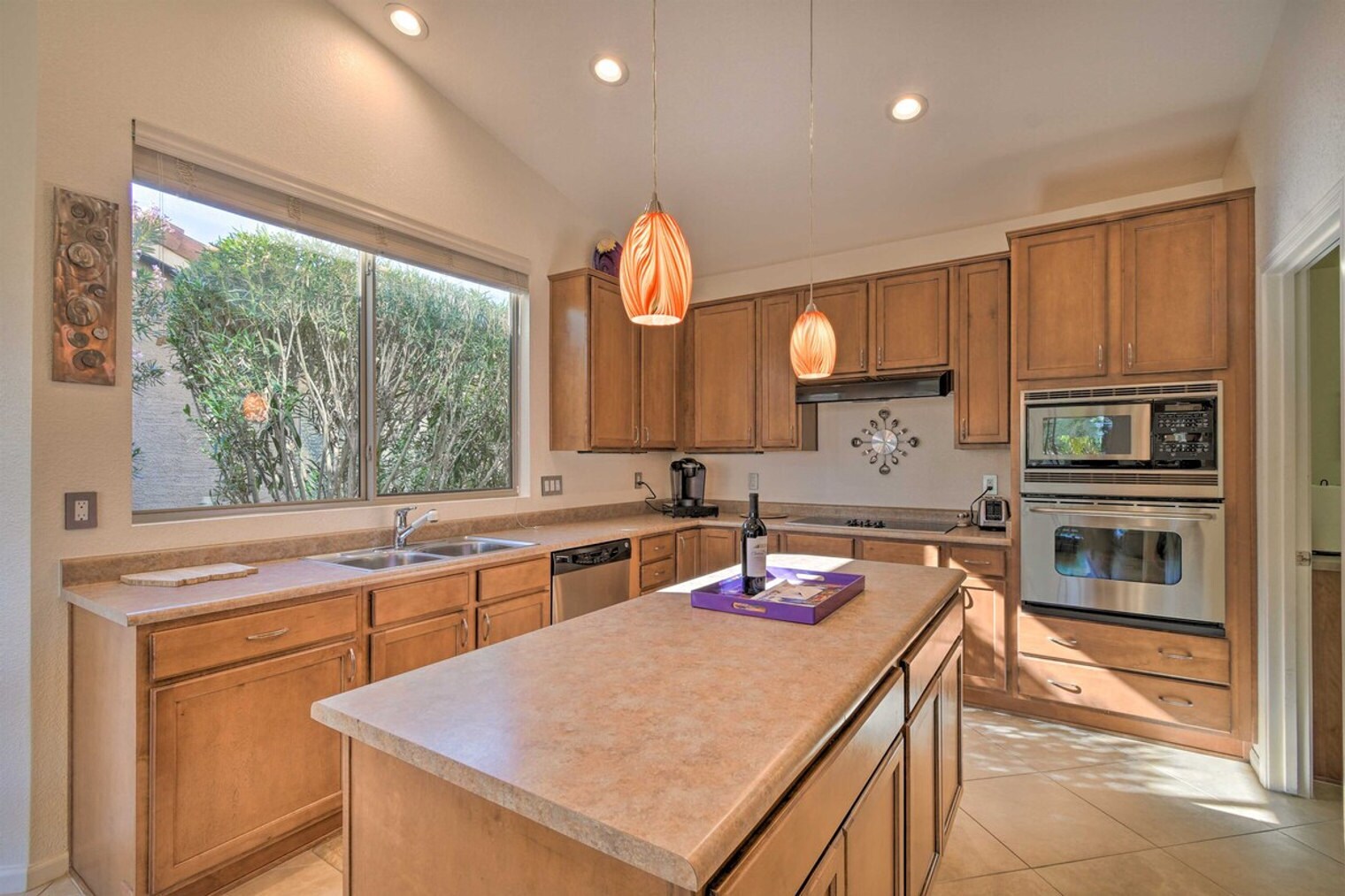 Building Photo - 15999 W Cambridge Ave