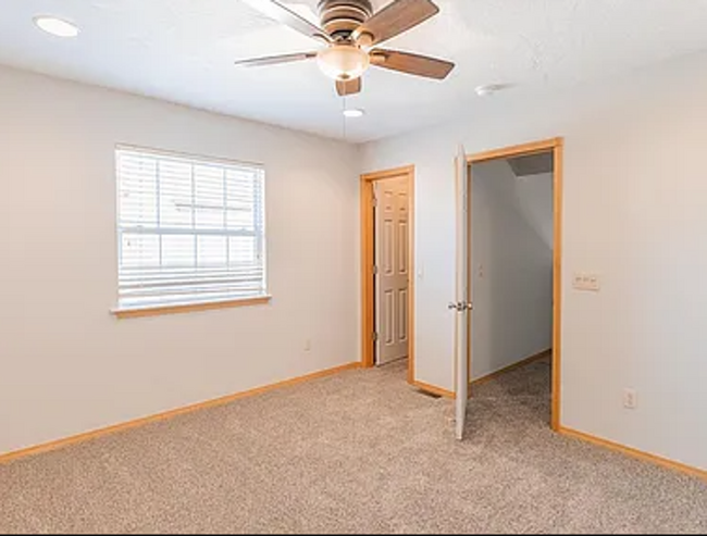 Building Photo - Spacious 3-Bedroom Home Near Oklahoma Stat...