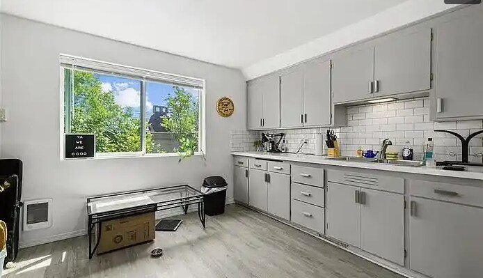 Dinning Area - 3734 S M St