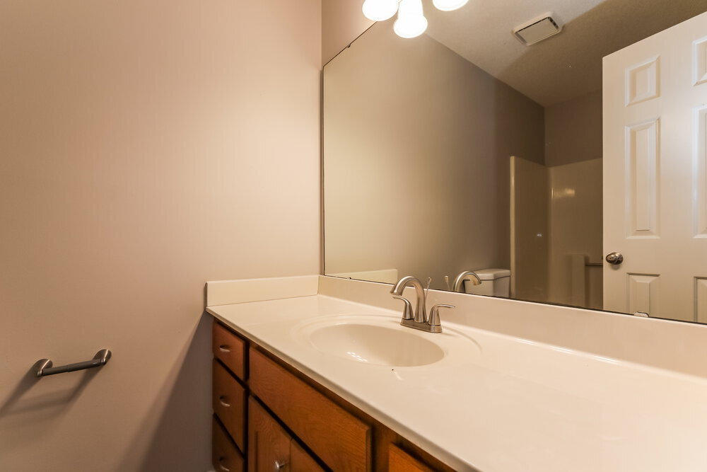 Building Photo - 925 Cameron Ct