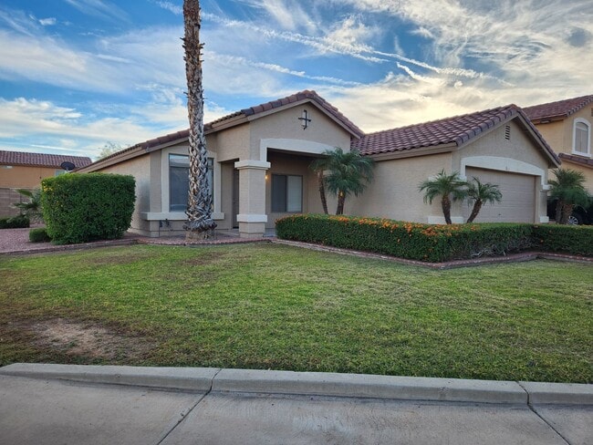 Primary Photo - Rental Home Available in Surprise!