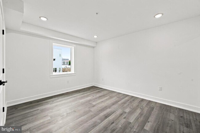 Building Photo - 1514 S 22nd St
