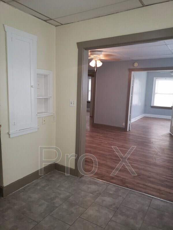 Building Photo - 103 E Williams