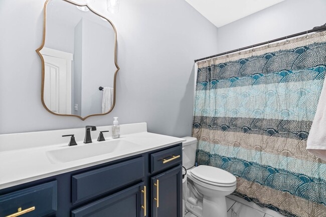 Building Photo - 3 Bedroom, 2 Bath Home on 6 Private Acres – $1,950/Month