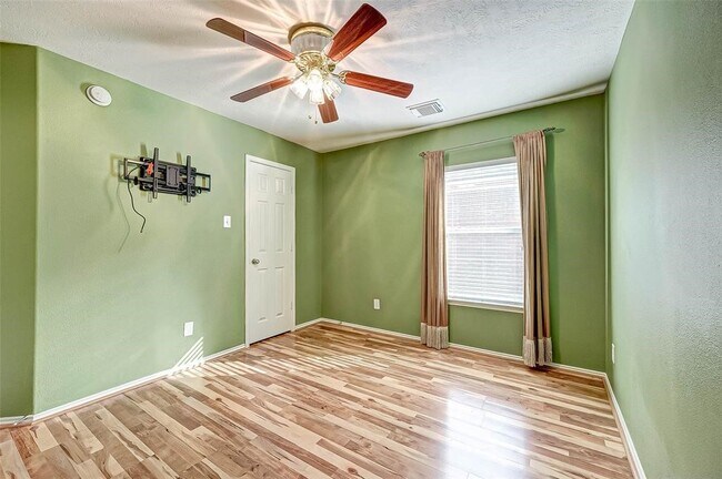 Building Photo - 3811 E Piper Grove Dr