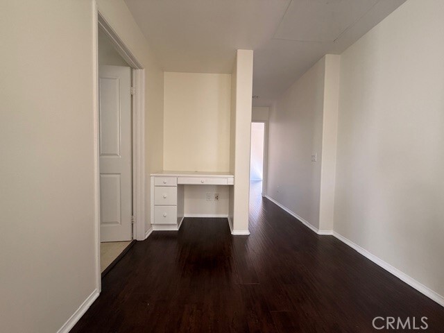 Building Photo - 5 Del Mar