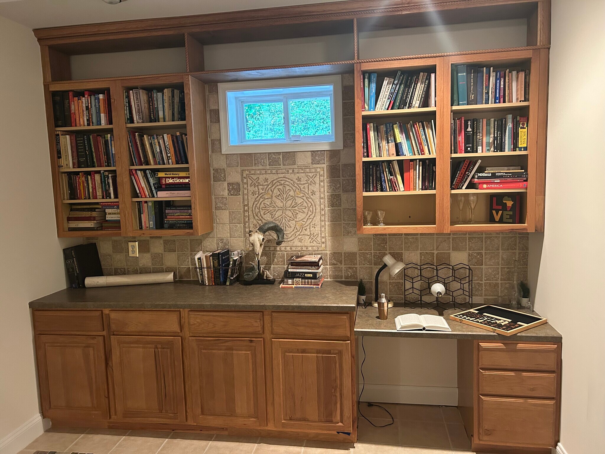 Library with reading desk! - 10502 Big Horn Dr