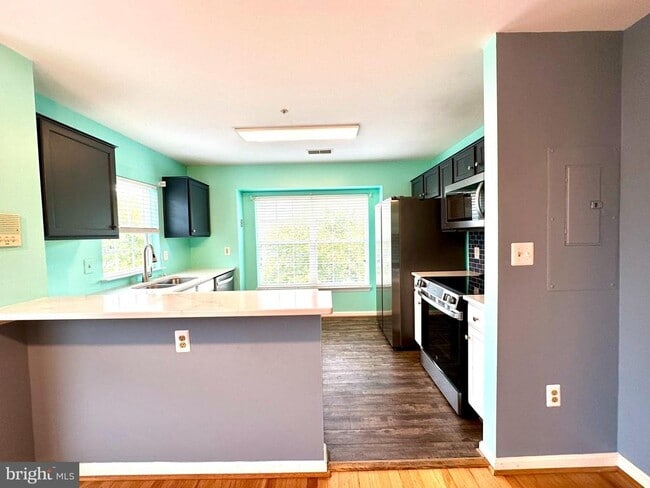 Building Photo - 164 Kendrick Pl