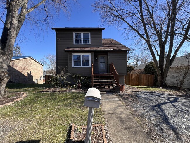 Building Photo - 116 Ridgeley Rd