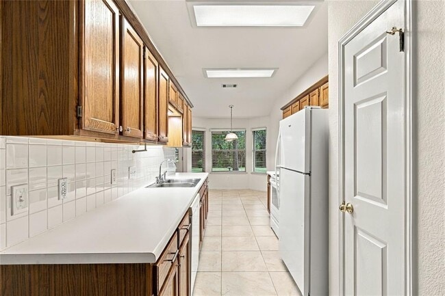Building Photo - 3120 Cohoba Dr