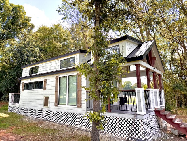 Building Photo - 3235 Co Rd 3365