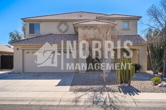 Building Photo - Beautiful Large Furnished Home w/A Pool