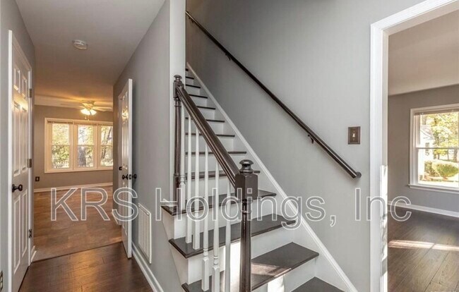 Building Photo - 7506 Northford Ln