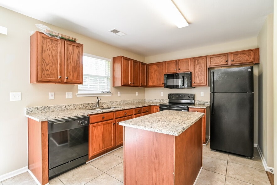 Building Photo - 311 Hunslet Cir